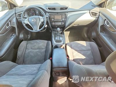 Zdjęcie 8 z 14 samochodu: 2016 NISSAN ROGUE S VIN:KNMAT2MV7GP723181 - miniatura
