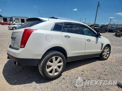 Trzecie zdjęcie samochodu z tyłu: 2016 CADILLAC SRX PERFORMANCE COLLECTION VIN:3GYFNCE36GS546573 - miniatura