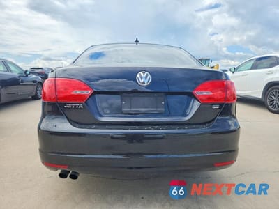 Zdjęcie 6 z 12 samochodu: 2014 VOLKSWAGEN JETTA VIN:3VWD07AJ8EM364220 - miniatura