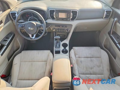 Zdjęcie 8 z 13 samochodu: 2017 KIA SPORTAGE LX VIN:KNDPM3AC2H7073368 - miniatura