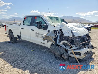 Czwarte zdjęcie samochodu z boku: 2024 FORD F350 SUPER DUTY VIN:1FT8W3BT6REC17269 - miniatura