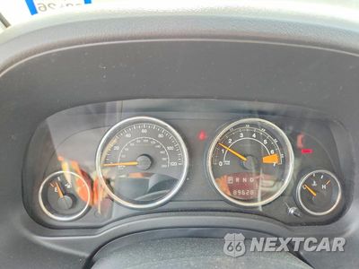 Zdjęcie 9 z 13 samochodu: 2015 JEEP COMPASS LATITUDE VIN:1C4NJCEA7FD373270 - miniatura