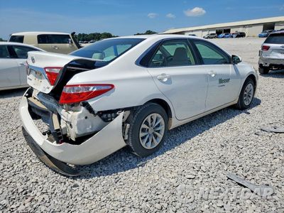 Trzecie zdjęcie samochodu z tyłu: 2016 TOYOTA CAMRY LE VIN:4T1BF1FK2GU149305 - miniatura