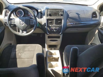Zdjęcie 8 z 13 samochodu: 2013 DODGE GRAND CARAVAN SXT VIN:2C4RDGCG8DR523713 - miniatura