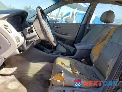 Zdjęcie 7 z 13 samochodu: 1998 HONDA ACCORD EX VIN:1HGCG1655WA004633 - miniatura