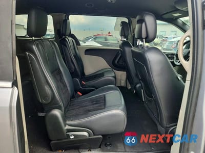 Zdjęcie 11 z 13 samochodu: 2018 DODGE GRAND CARAVAN SXT VIN:2C4RDGCGXJR223117 - miniatura
