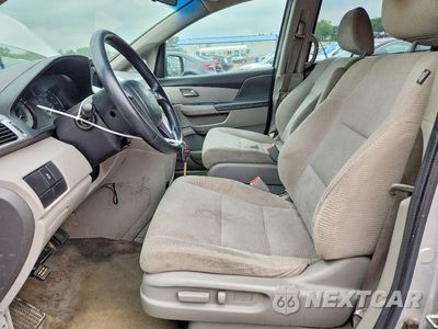 Zdjęcie 7 z 14 samochodu: 2011 HONDA ODYSSEY LX VIN:5FNRL5H22BB075966 - miniatura