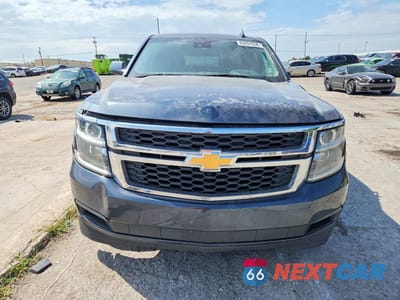 Piąte zdjęcie samochodu w środku: 2020 CHEVROLET SUBURBAN C1500 LT VIN:1GNSCHKC8LR153450 - miniatura