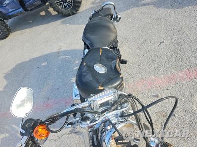 Piąte zdjęcie samochodu w środku: 2016 HARLEY-DAVIDSON XL1200 V VIN:1HD1LF318GC442373 - miniatura
