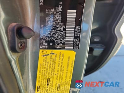 Zdjęcie 12 z 12 samochodu: 2005 TOYOTA HIGHLANDER VIN:JTEEP21A150123412 - miniatura