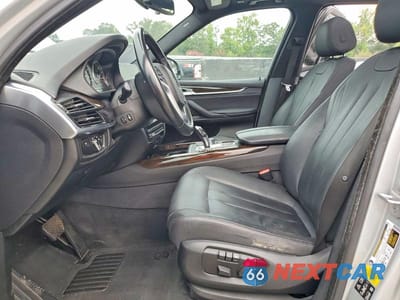Zdjęcie 7 z 13 samochodu: 2017 BMW X5 XDRIVE35I VIN:5UXKR0C3XH0V76869 - miniatura