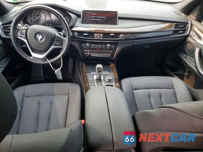 Zdjęcie 8 z 14 samochodu: 2018 BMW X5 XDRIVE35I VIN:5UXKR0C58J0Y05606 - miniatura