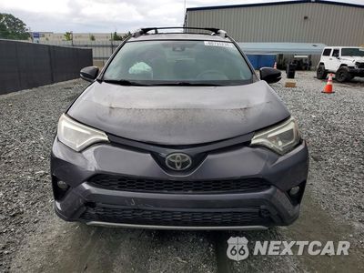 Piąte zdjęcie samochodu w środku: 2017 TOYOTA RAV4 SE VIN:2T3NFREV6HW363388 - miniatura