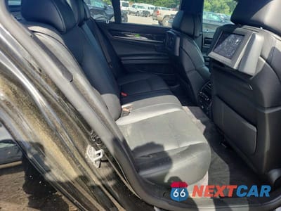 Zdjęcie 10 z 12 samochodu: 2010 BMW 750 I XDRIVE VIN:WBAKC6C5XACL67527 - miniatura