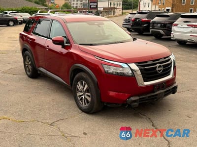 Czwarte zdjęcie samochodu z boku: 2023 NISSAN PATHFINDER SL VIN:5N1DR3CC4PC205873 - miniatura
