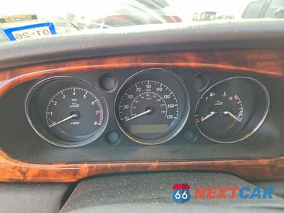 Zdjęcie 9 z 12 samochodu: 2004 JAGUAR XJ8 L VIN:SAJWA71C34SG22843 - miniatura