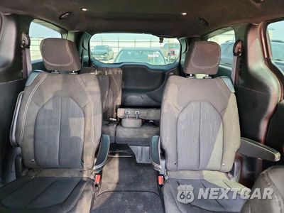 Zdjęcie 10 z 13 samochodu: 2020 CHRYSLER PACIFICA TOURING VIN:2C4RC1FG7LR149458 - miniatura