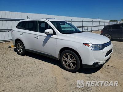 Czwarte zdjęcie samochodu z boku: 2014 MITSUBISHI OUTLANDER SE VIN:JA4AD3A39EZ018237 - miniatura