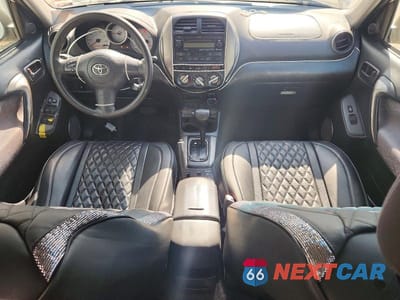 Zdjęcie 8 z 13 samochodu: 2005 TOYOTA RAV4 BASE VIN:JTEHD20VX56037071 - miniatura