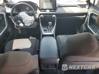 Zdjęcie 8 z 13 samochodu: 2019 TOYOTA RAV4 XLE VIN:JTMP1RFV9KD025364 - miniatura