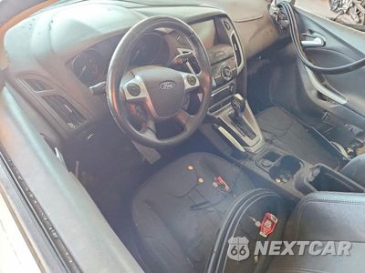 Zdjęcie 8 z 12 samochodu: 2013 FORD FOCUS SE VIN:1FADP3F27DL363297 - miniatura