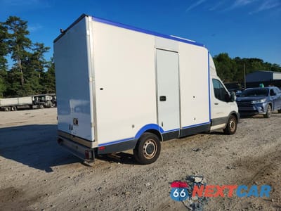 Trzecie zdjęcie samochodu z tyłu: 2022 FORD TRANSIT T-350 DELIVERY TRUCK VIN:1FDBW5Z87NKA01554 - miniatura