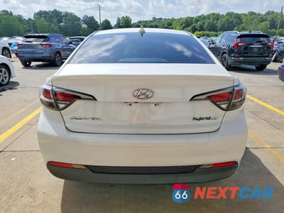 Zdjęcie 6 z 12 samochodu: 2016 HYUNDAI SONATA HYBRID SE VIN:KMHE24L16GA022712 - miniatura