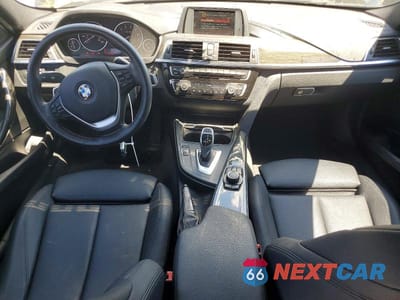 Zdjęcie 8 z 12 samochodu: 2018 BMW 330 XI VIN:WBA8D9G57JNU68838 - miniatura