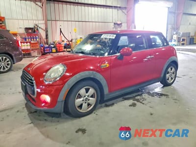 2016 MINI COOPER WMWXP5C52G2D14701 - główne zdjęcie licytacji z USA - miniatura