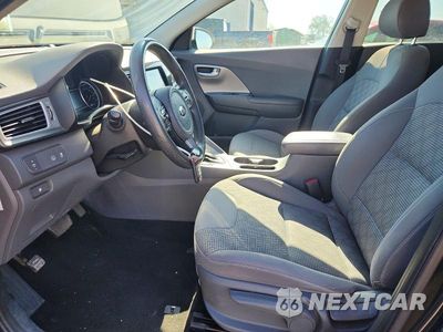 Zdjęcie 7 z 12 samochodu: 2019 KIA NIRO LX VIN:KNDCB3LC4K5356570 - miniatura