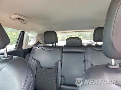 Zdjęcie 10 z 14 samochodu: 2021 JEEP COMPASS LATITUDE VIN:3C4NJCBB3MT572143 - miniatura