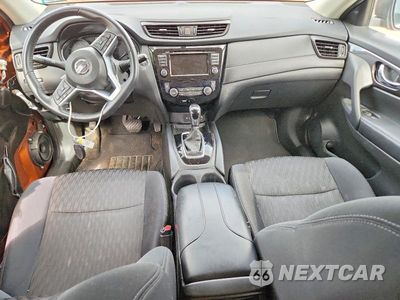 Zdjęcie 8 z 13 samochodu: 2018 NISSAN ROGUE SV VIN:5N1AT2MV8JC820500 - miniatura
