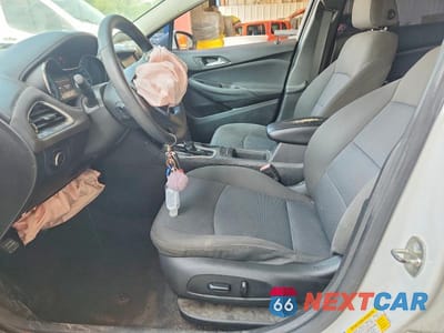 Zdjęcie 7 z 12 samochodu: 2018 CHEVROLET CRUZE LT VIN:1G1BE5SM6J7205539 - miniatura