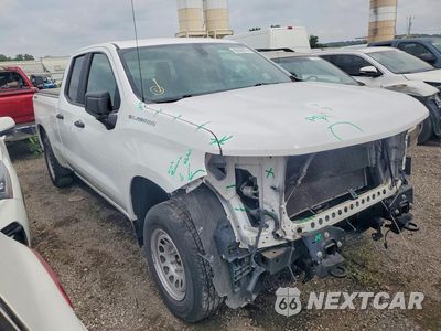 Czwarte zdjęcie samochodu z boku: 2020 CHEVROLET SILVERADO K1500 VIN:1GCRYAEF5LZ341526 - miniatura