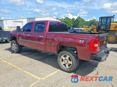 Drugie zdjęcie samochodu z przodu: 2014 CHEVROLET SILVERADO K2500 HEAVY DUTY LT VIN:1GC1KXC85EF181173 - miniatura