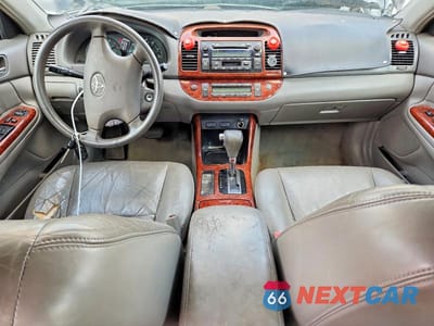 Zdjęcie 8 z 12 samochodu: 2003 TOYOTA CAMRY XLE V6 VIN:4T1BF30K83U552834 - miniatura