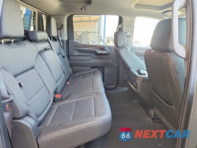 Zdjęcie 10 z 12 samochodu: 2024 GMC SIERRA K1500 SLT VIN:3GTUUDED3RG447102 - miniatura