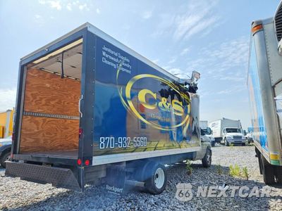 Trzecie zdjęcie samochodu z tyłu: 2024 FORD E450 BOX TRUCK VIN:1FDXE4FN2RDD24191 - miniatura