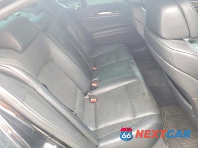 Zdjęcie 10 z 13 samochodu: 2012 BMW 750 XI VIN:WBAKC6C56CC395747 - miniatura