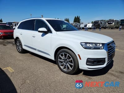 Czwarte zdjęcie samochodu z boku: 2018 AUDI Q7 PREMIUM PLUS VIN:WA1LAAF79JD031093 - miniatura