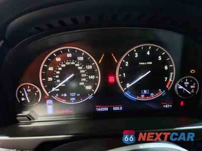 Zdjęcie 9 z 13 samochodu: 2014 BMW X5 XDRIVE50I VIN:5UXKR6C50E0J71698 - miniatura