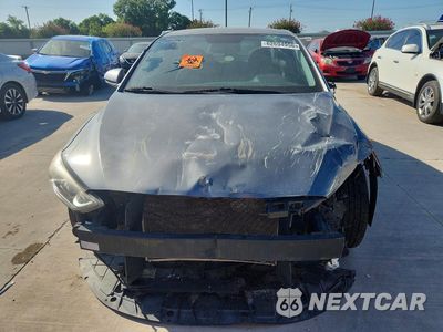 Piąte zdjęcie samochodu w środku: 2018 HYUNDAI ELANTRA SEL VIN:5NPD84LF1JH341283 - miniatura