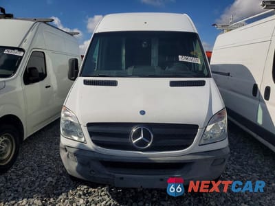 Piąte zdjęcie samochodu w środku: 2012 MERCEDES-BENZ SPRINTER 2500 VIN:WD3PE8CB8C5704671 - miniatura