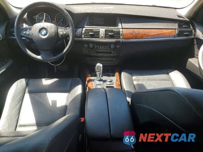 Zdjęcie 8 z 12 samochodu: 2012 BMW X5 XDRIVE35I VIN:5UXZV4C56CL757767 - miniatura