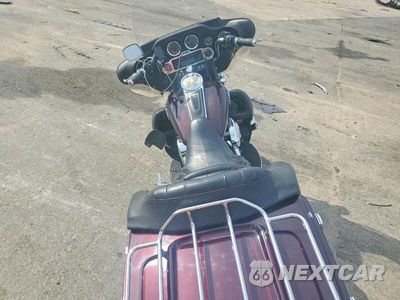 Zdjęcie 6 z 9 samochodu: 2007 HARLEY-DAVIDSON FLHTCUI VIN:1HD1FC4127Y634976 - miniatura