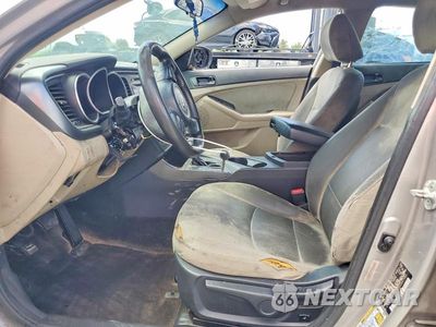 Zdjęcie 7 z 12 samochodu: 2014 KIA OPTIMA LX VIN:5XXGM4A72EG341962 - miniatura