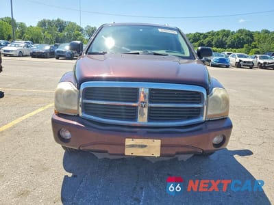 Piąte zdjęcie samochodu w środku: 2004 DODGE DURANGO SLT VIN:1D8HB48D04F178684 - miniatura