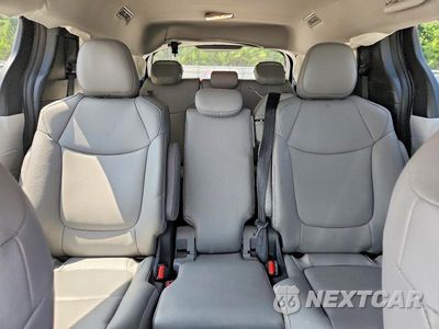Zdjęcie 10 z 14 samochodu: 2026 TOYOTA SIENNA XLE 8-PASSENGER VIN:5TDYRKECXTS297366 - miniatura