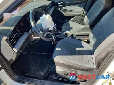 Zdjęcie 7 z 13 samochodu: 2025 VOLKSWAGEN JETTA SEL VIN:3VWGX7BU4SM041621 - miniatura