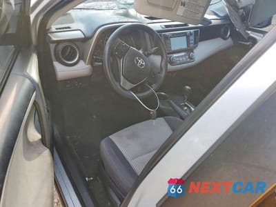 Zdjęcie 8 z 13 samochodu: 2015 TOYOTA RAV4 XLE VIN:2T3RFREV2FW345100 - miniatura